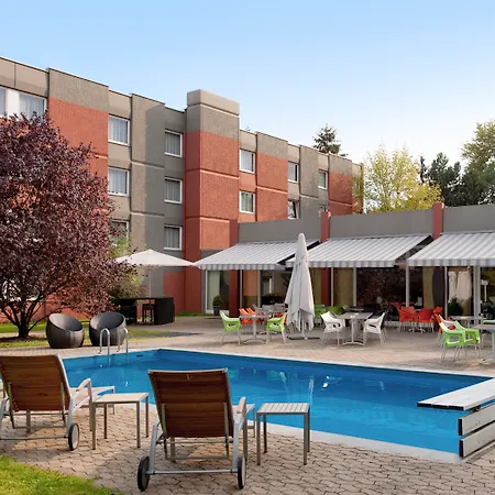 Mercure Europaplatz 4*