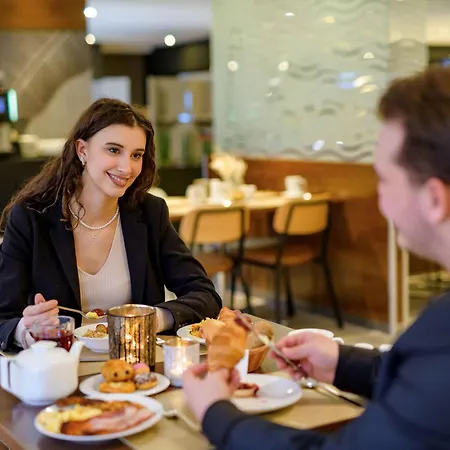 Hotel Mercure Europaplatz 4*