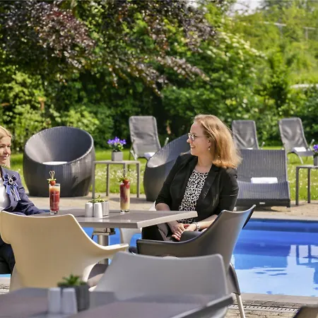 Mercure Europaplatz Hotel 4*