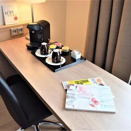 Hotel Mercure Europaplatz 4*
