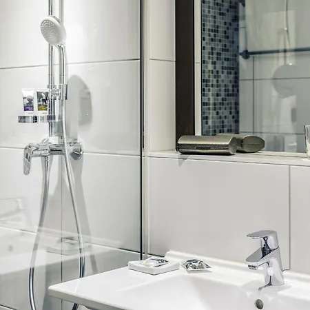 Hotel Mercure Europaplatz 4*
