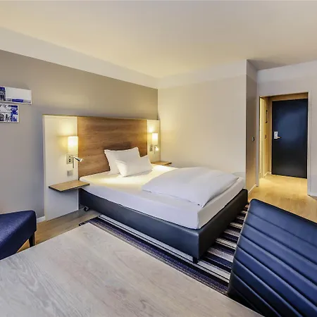 Mercure Europaplatz אאכן