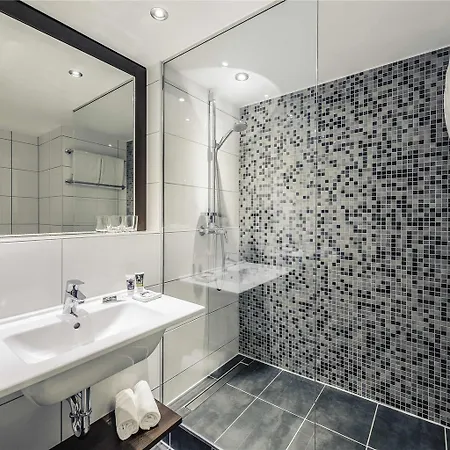 Hotel Mercure Europaplatz 4*