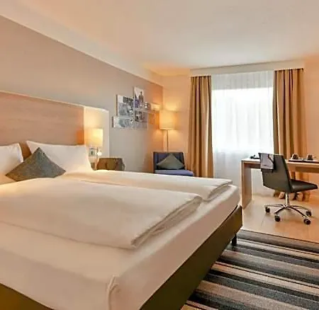 Mercure Europaplatz 4*