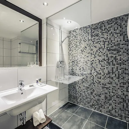 Mercure Europaplatz אאכן