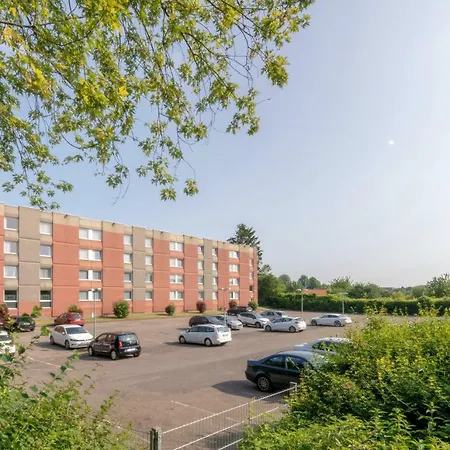 Mercure Europaplatz Hotel 4*