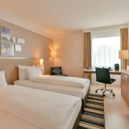 Mercure Europaplatz 4*