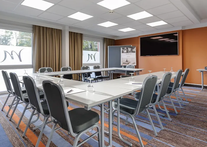 Mercure Europaplatz Hotel 4*