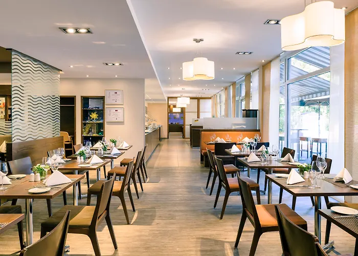 Mercure Europaplatz 4*