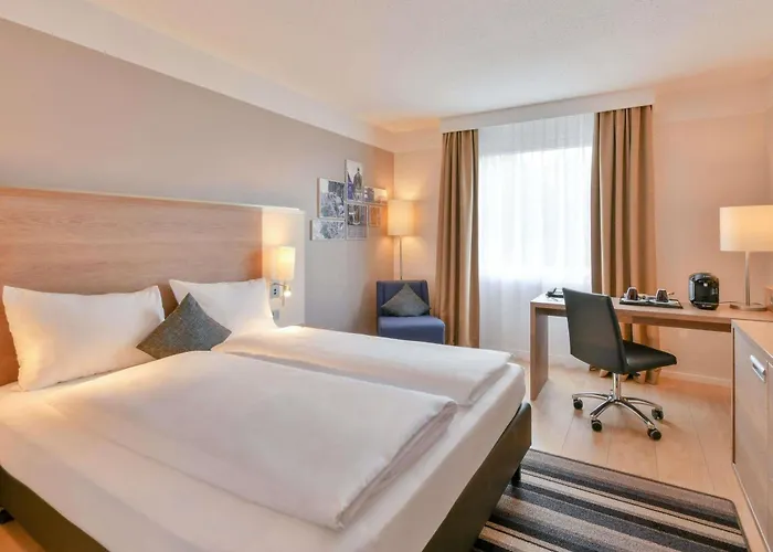 Hotel Mercure Europaplatz 4*