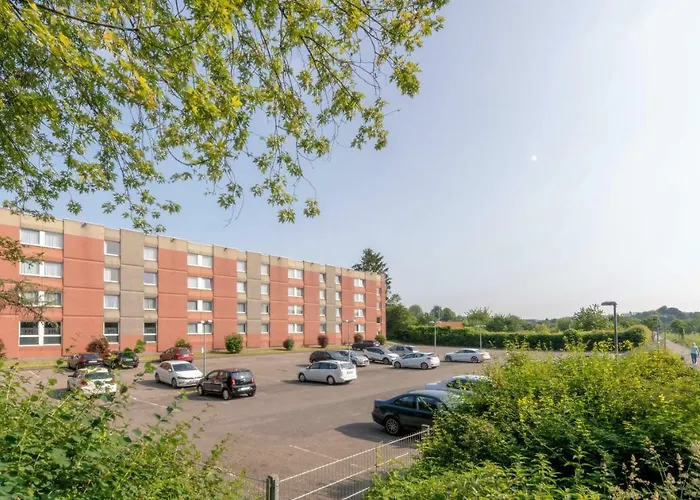 Mercure Europaplatz Hotel 4*