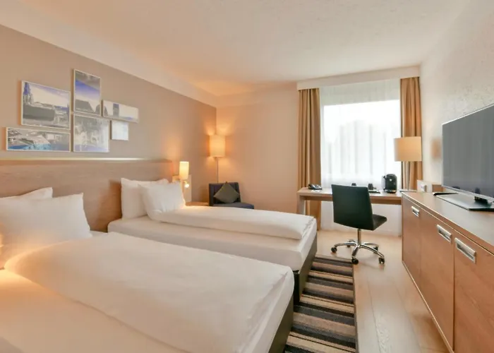 Mercure Europaplatz 4*